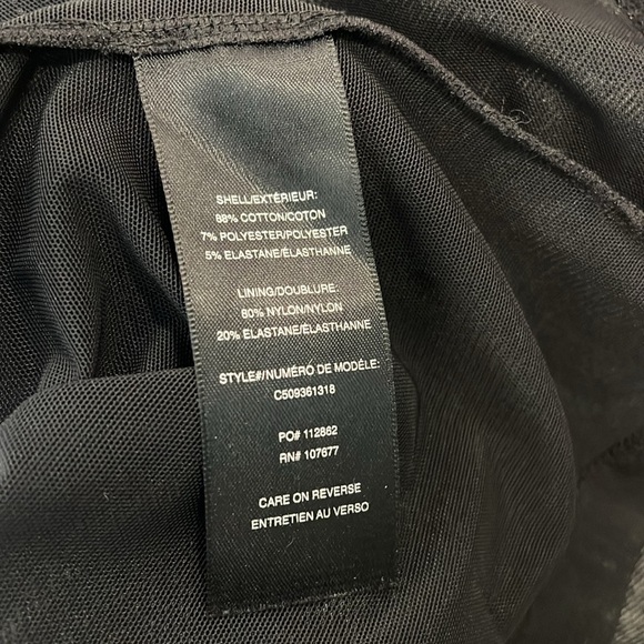 Alice & Olivia BNW Two Piece Skirt Set Size 0 & 2 - Picture 11 of 11